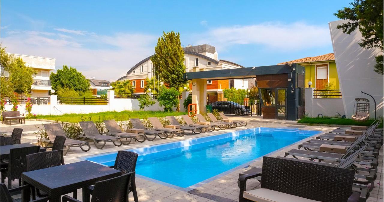 Iberis Hotel Lara Altinkum  Bagian luar foto