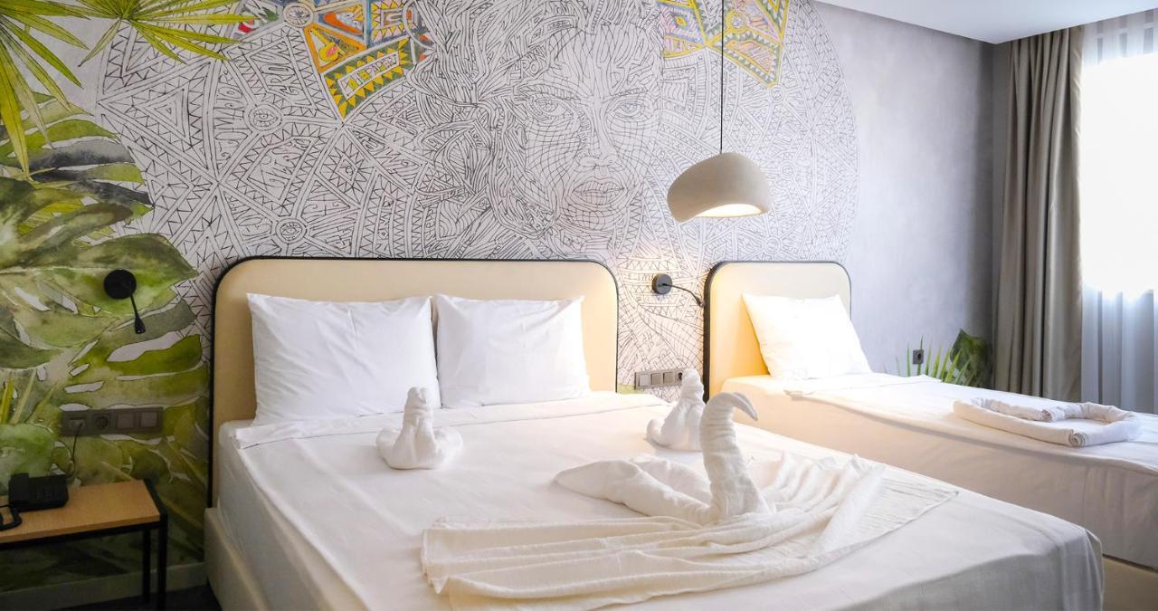 Iberis Hotel Lara Altinkum  Bagian luar foto